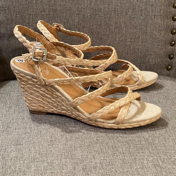 dv8 wedges